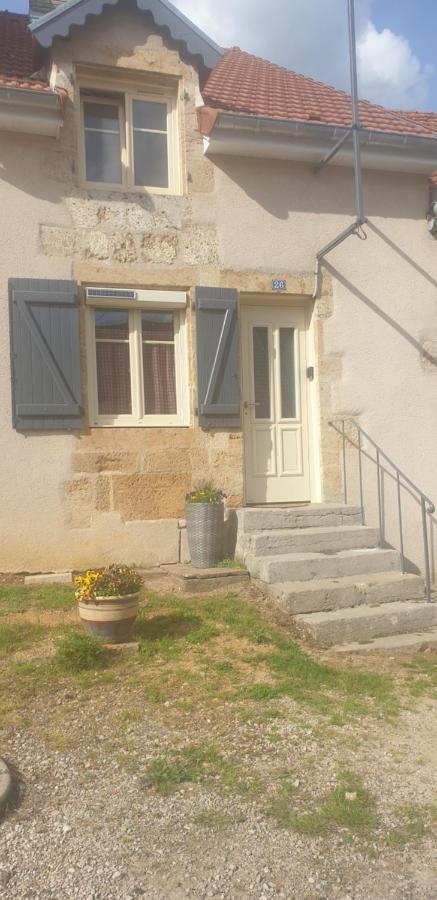Chez Émile logement entier 2 chambres jardin privé Humes-Jorquenay Esterno foto