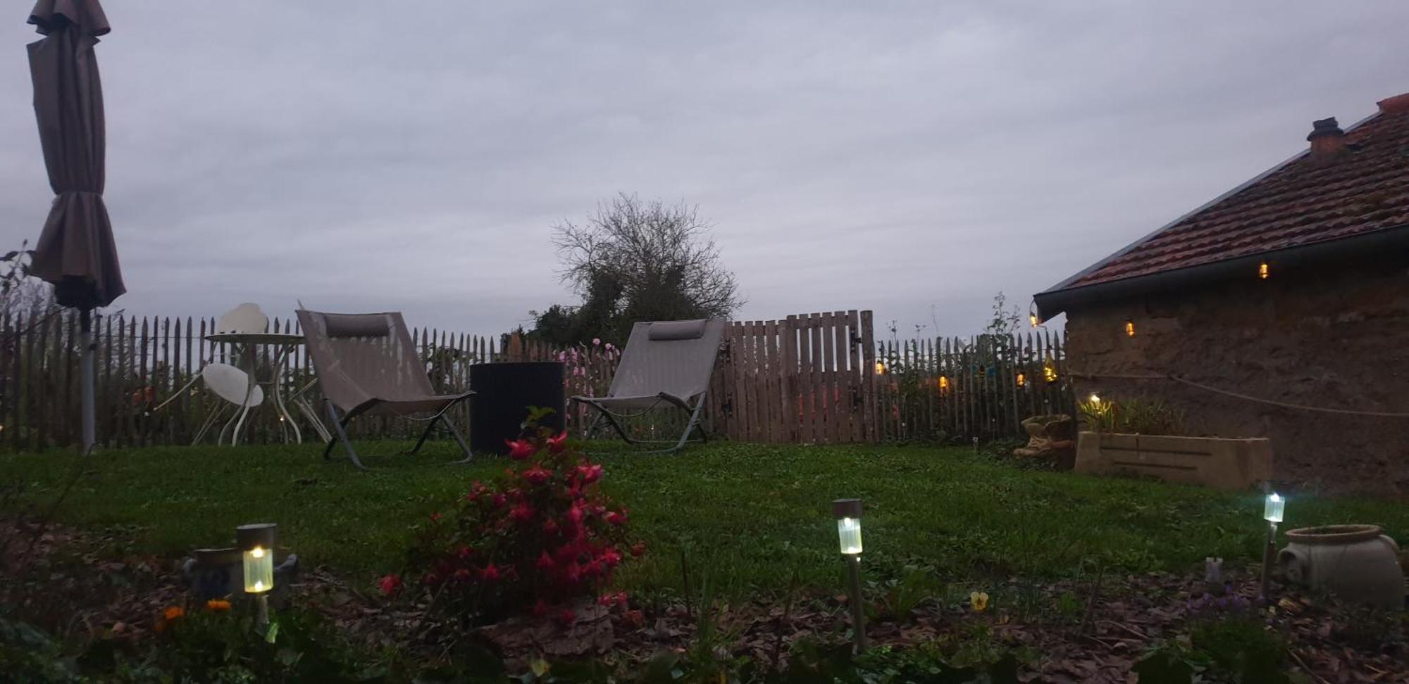 Chez Émile logement entier 2 chambres jardin privé Humes-Jorquenay Esterno foto